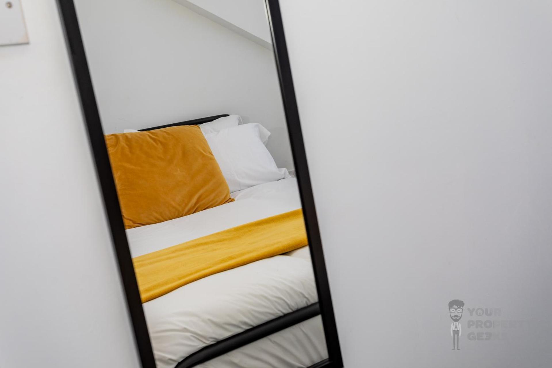 Attic Style 2 Bed Duplex Apartment With Rooftop Patio เบลฟาสต์ ภายนอก รูปภาพ